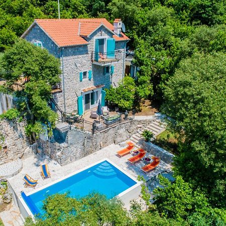 Villa Toscana With A Pool Tivat Ngoại thất bức ảnh