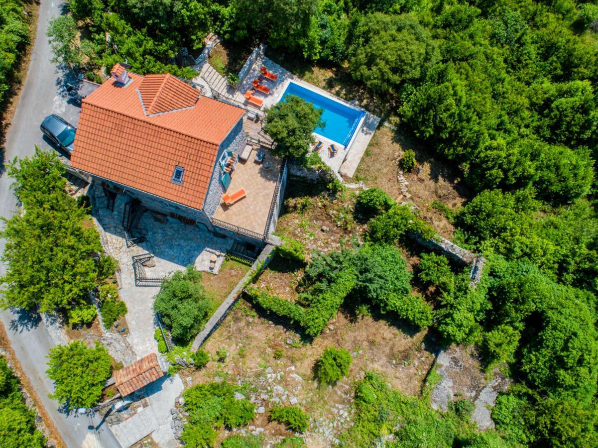 Villa Toscana With A Pool Tivat Ngoại thất bức ảnh
