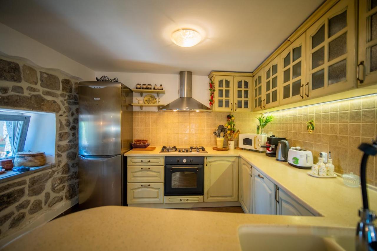 Villa Toscana With A Pool Tivat Ngoại thất bức ảnh
